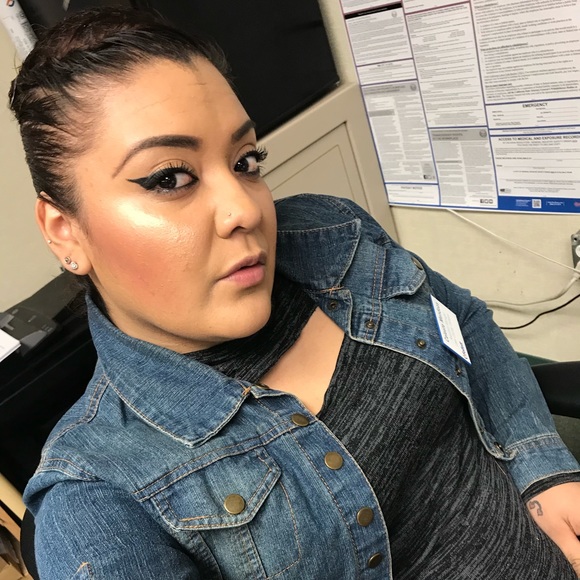 Nothing - Picture 3 of 4